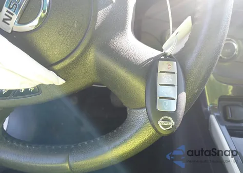 2017 Nissan Sentra Sr z USA, uszkodzony, nr VIN 3N1AB7AP3HY217842